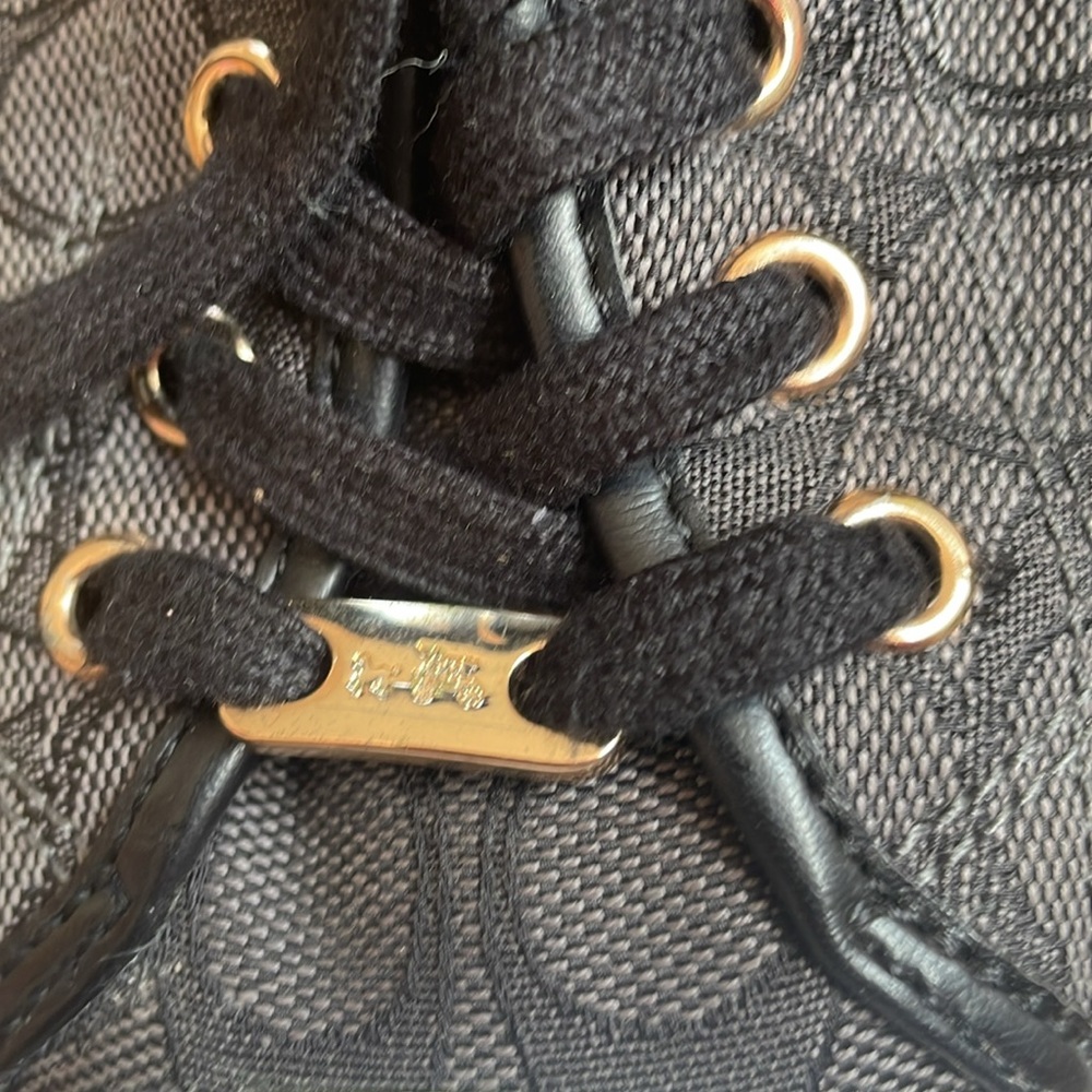 Coach Black and White Low-Top Sneakers with Retro Design - Picture 6 of 9